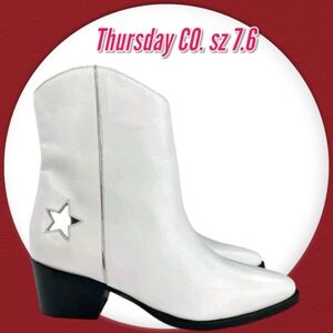 Thursday Boot Co White Country Star Western Leather Ankle Boots sz 7.5